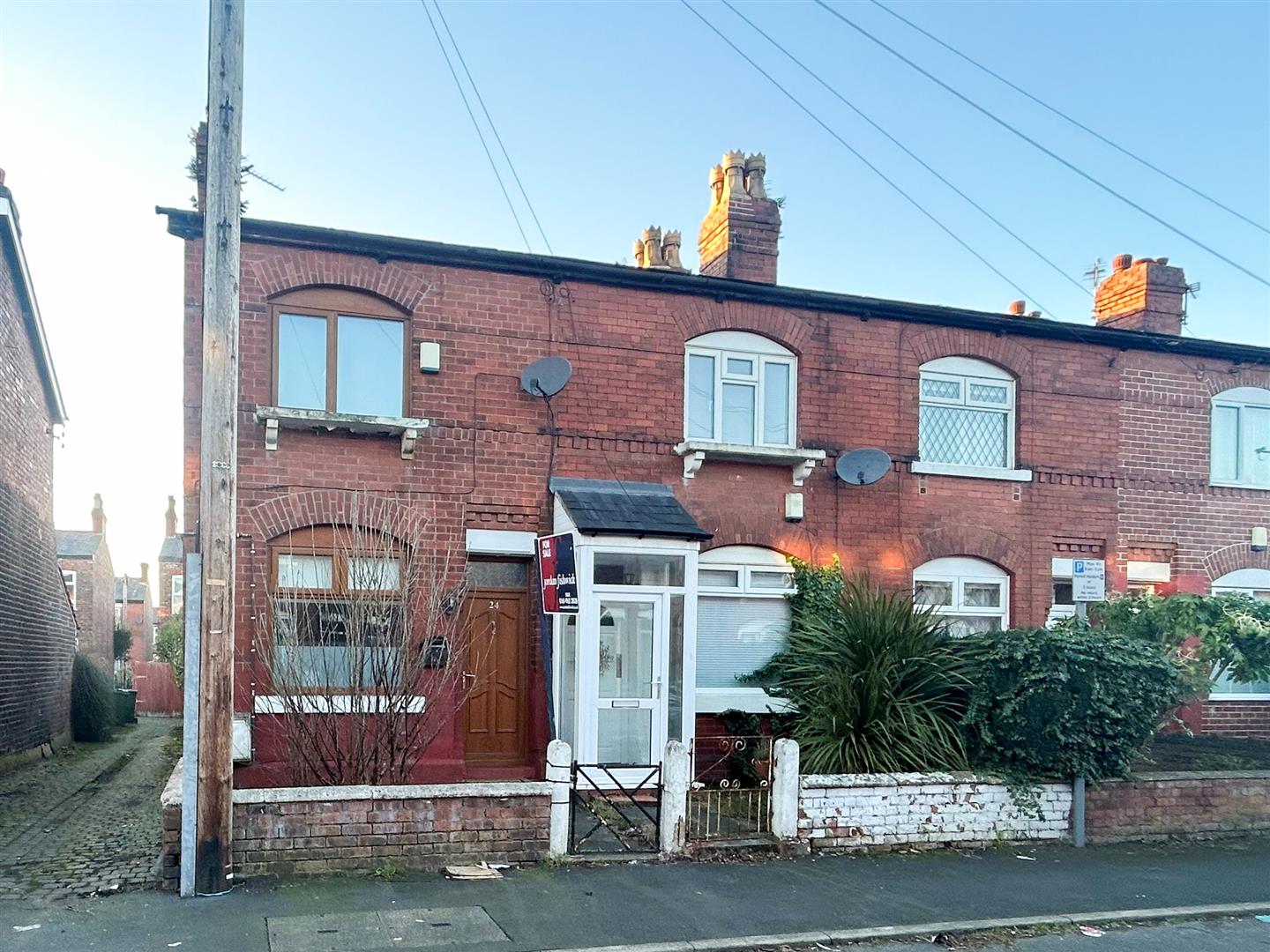 Dudley Road, Sale
